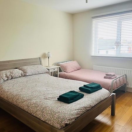 Penthouse Apartment - Town Centre, Sea Views, Secure Parking 波特拉什 外观 照片